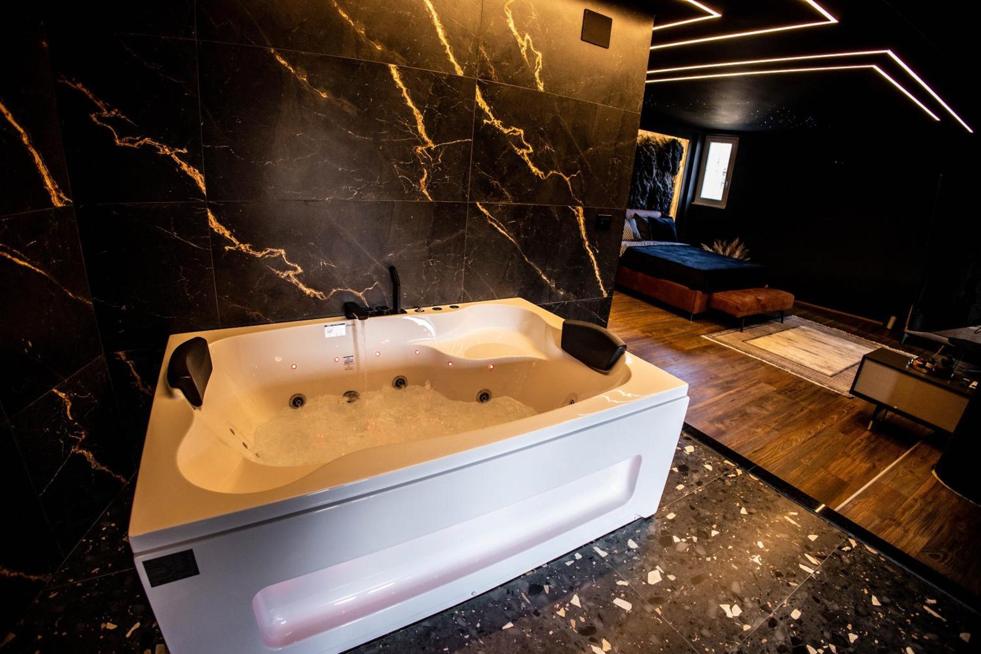 Unique Luxury