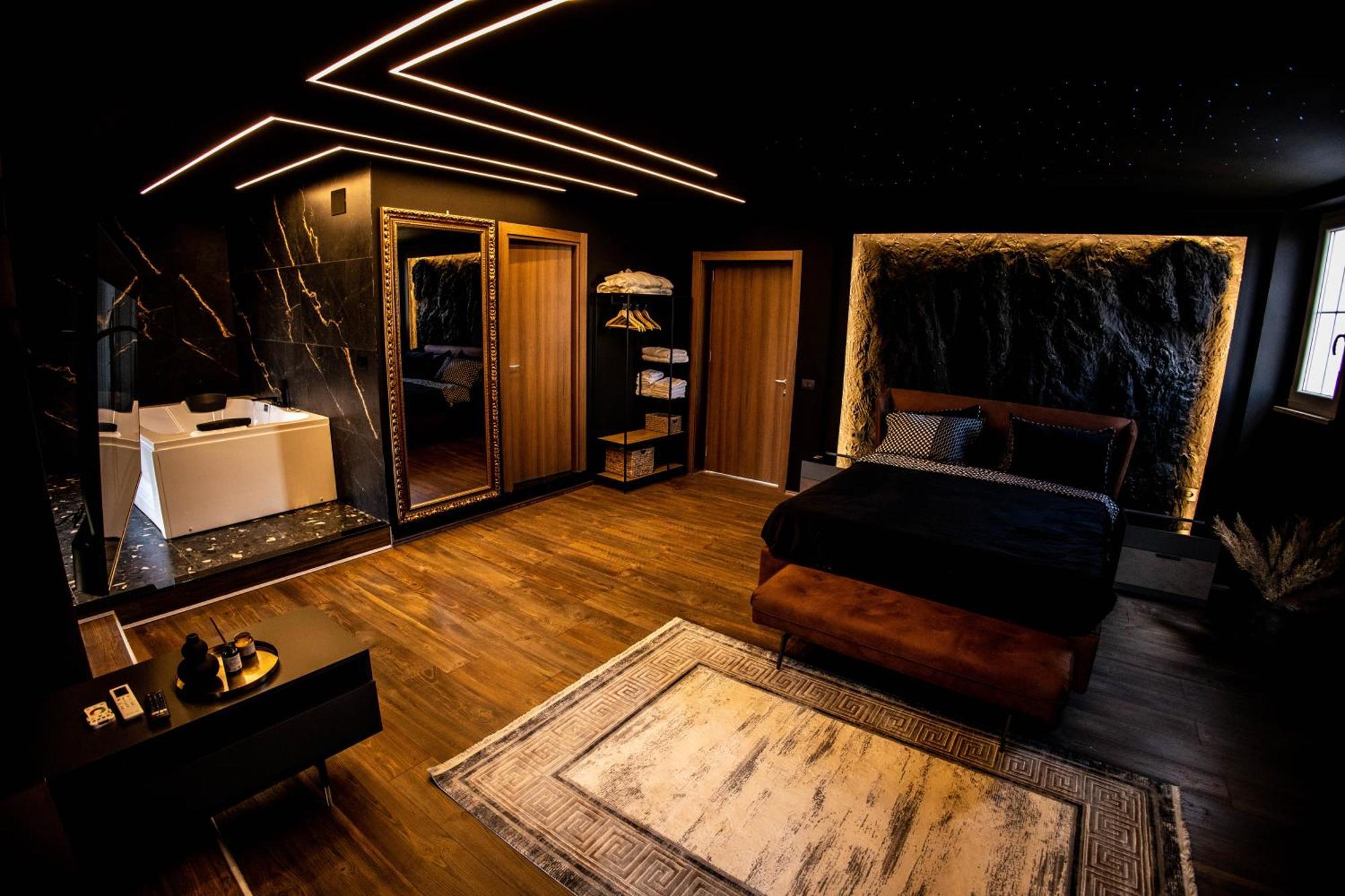 Unique Luxury * Szkodra